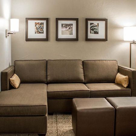 Comfort Suites Hartville-North Canton Uniontown Стая снимка