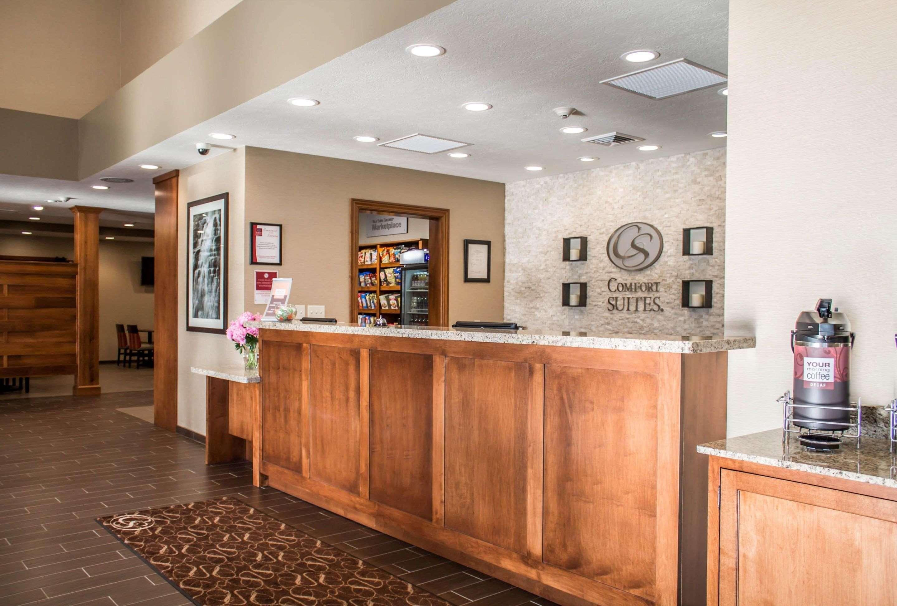 Comfort Suites Hartville-North Canton Uniontown Екстериор снимка