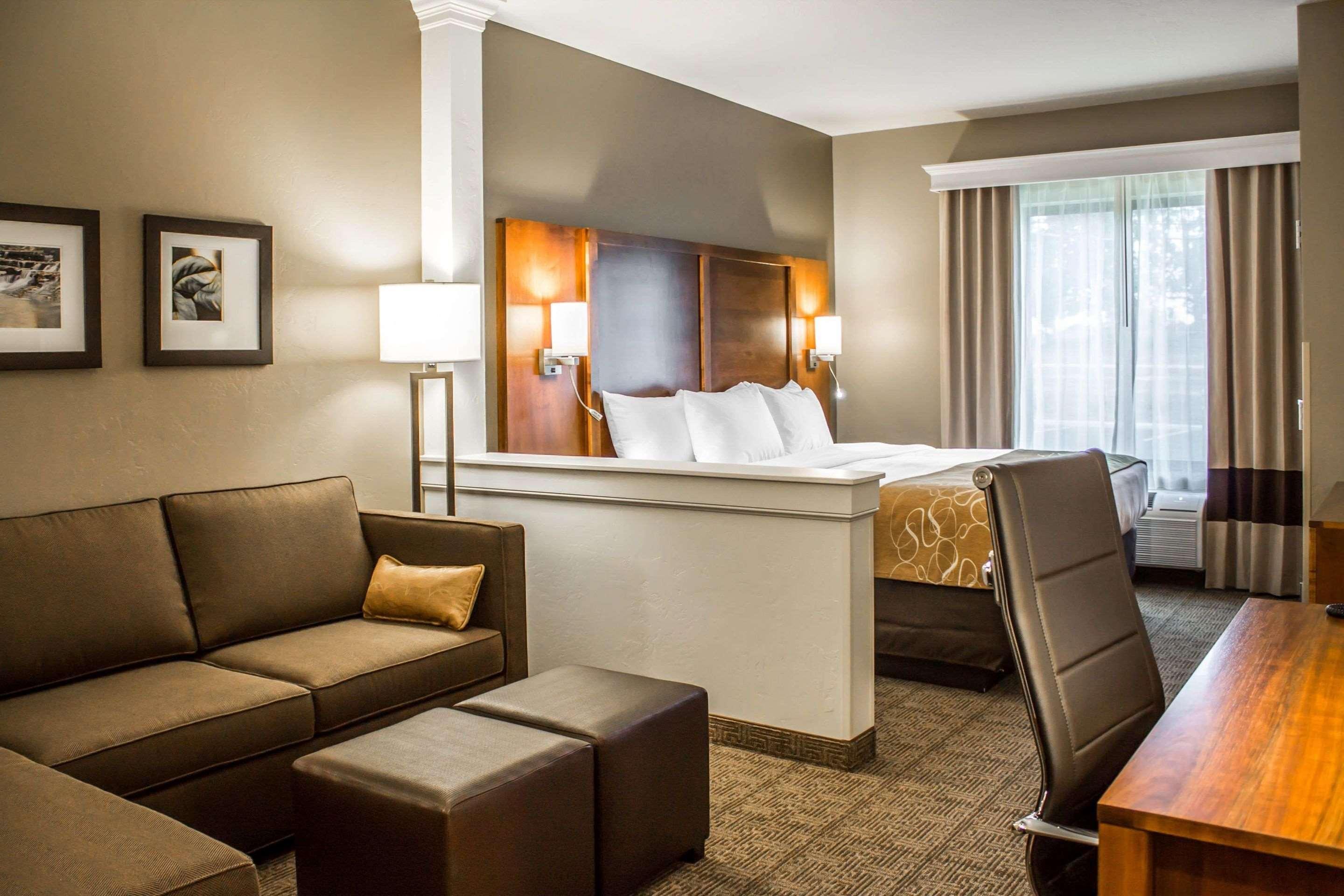 Comfort Suites Hartville-North Canton Uniontown Екстериор снимка