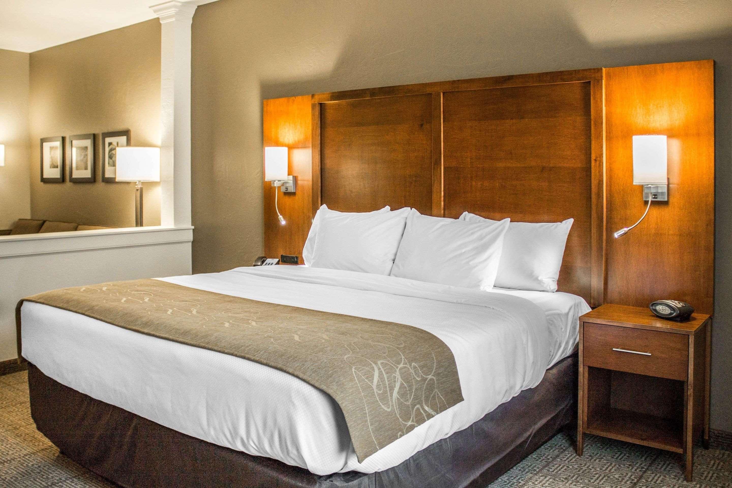 Comfort Suites Hartville-North Canton Uniontown Екстериор снимка
