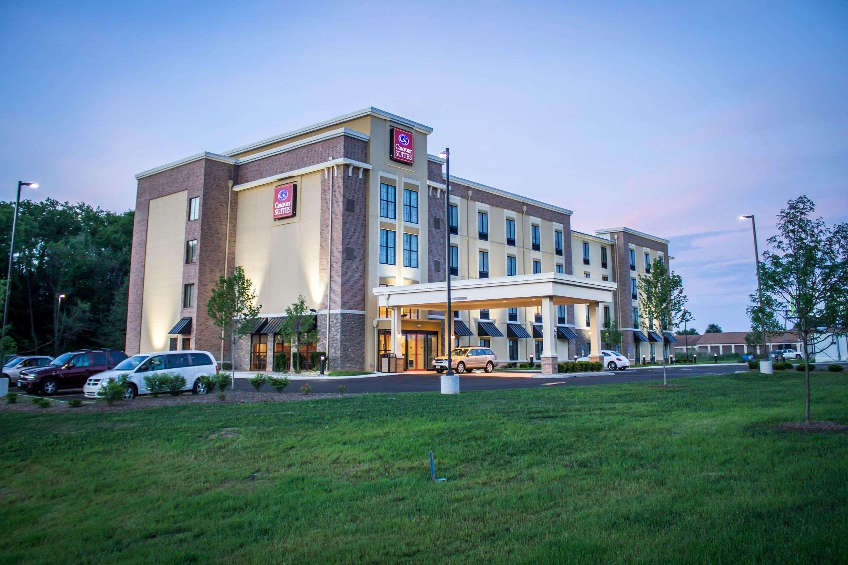 Comfort Suites Hartville-North Canton Uniontown Екстериор снимка